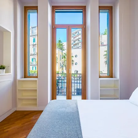 アパート Harmony Elegant With Parking *