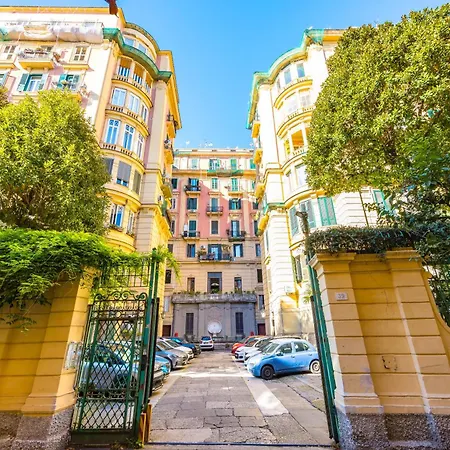 Harmony Elegant With Parking Apartamento