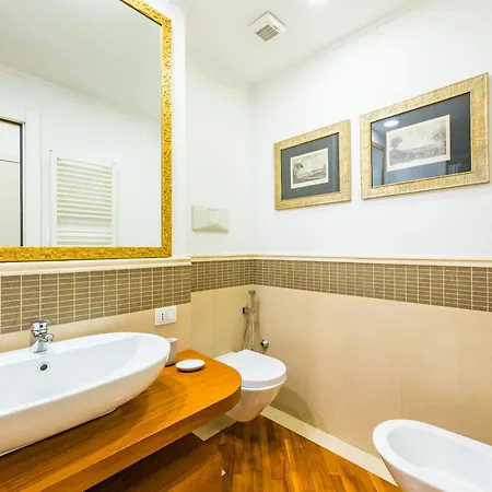 Harmony Elegant With Parking Lejlighed Napoli