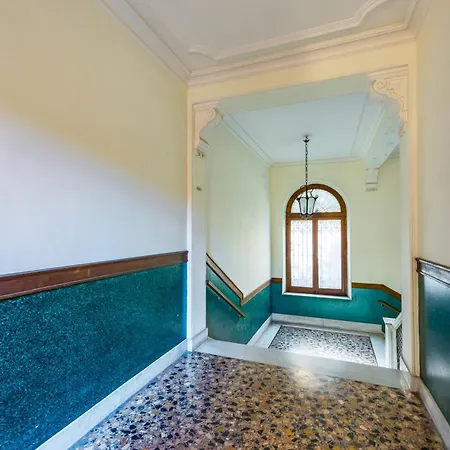 Harmony Elegant With Parking * Napoli