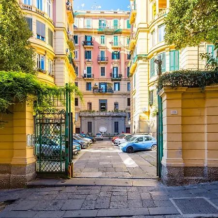 Harmony Elegant With Parking Napoli